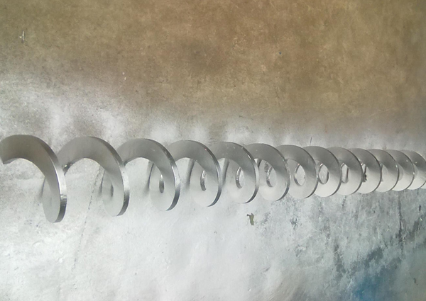 һ�γ��Οo�S�����~Ƭ